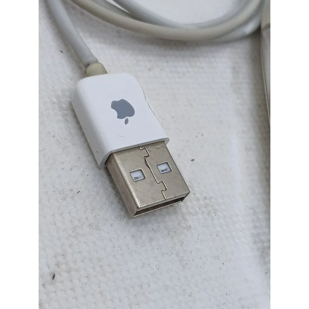 Apple Pro Mouse M5769 Clear White USB Wired Optical (UN-tested)
